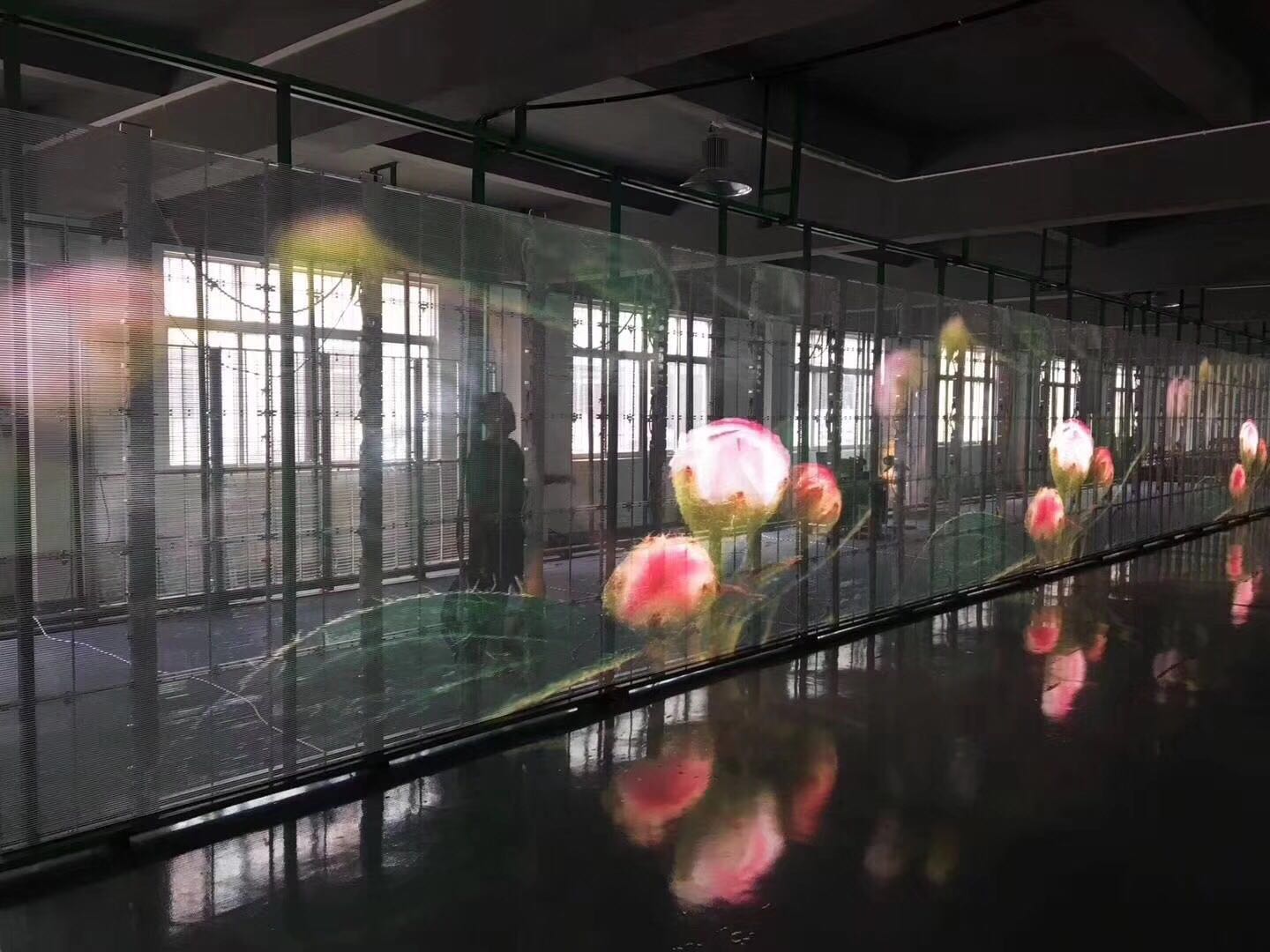 如何判斷一個(gè)LED透明屏廠家是否靠譜？